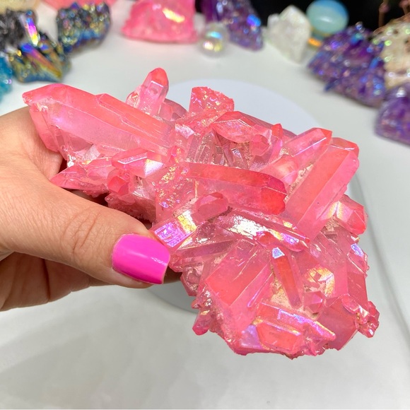 Pink Crystal Cluster Decor - Picture 9 of 9